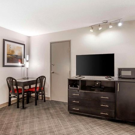 Comfort Suites Nashville Airport - Bna Esterno foto
