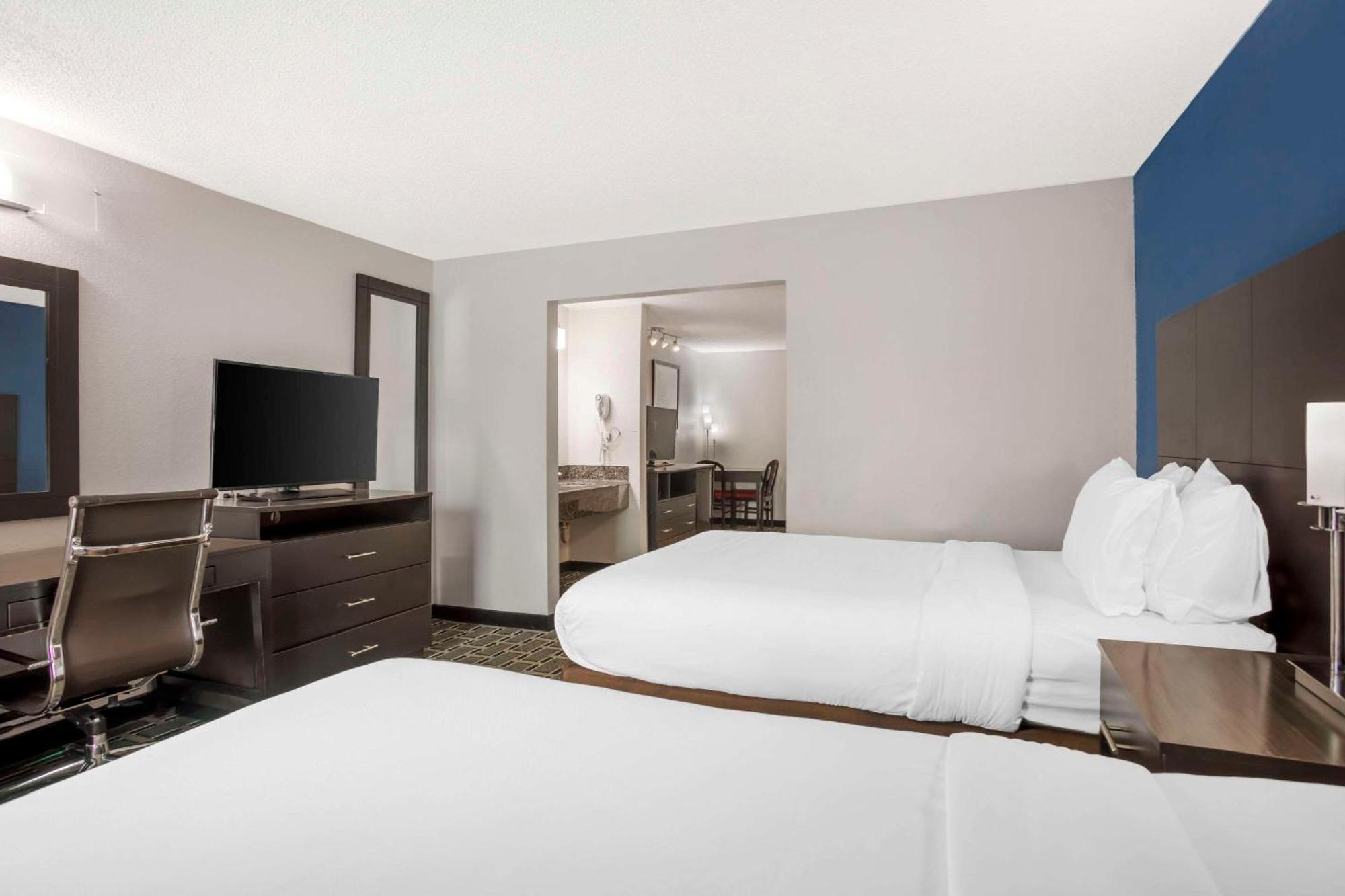 Comfort Suites Nashville Airport - Bna Esterno foto