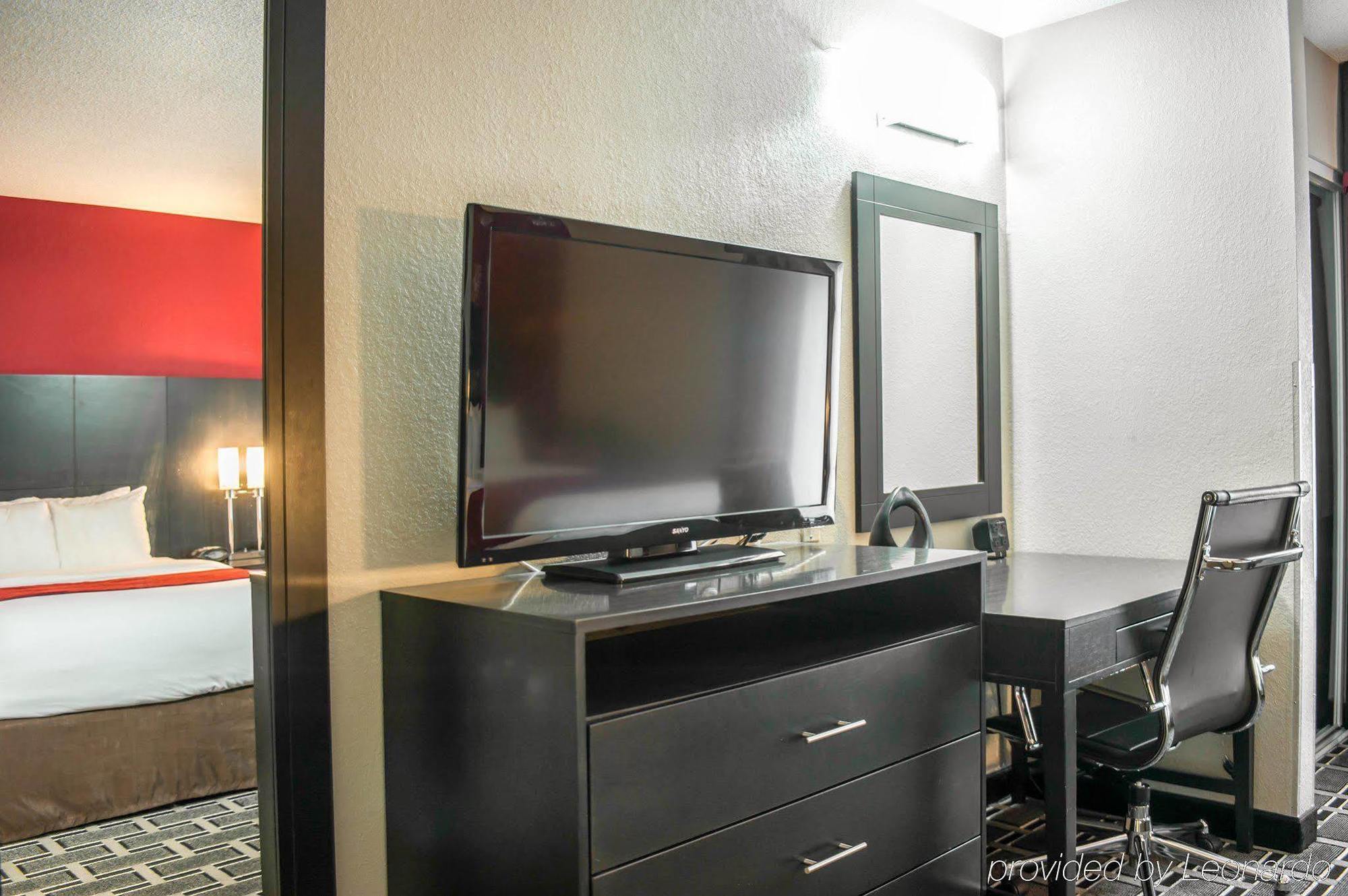 Comfort Suites Nashville Airport - Bna Esterno foto